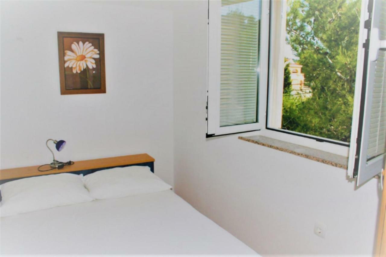 Apartment Vrtlici *